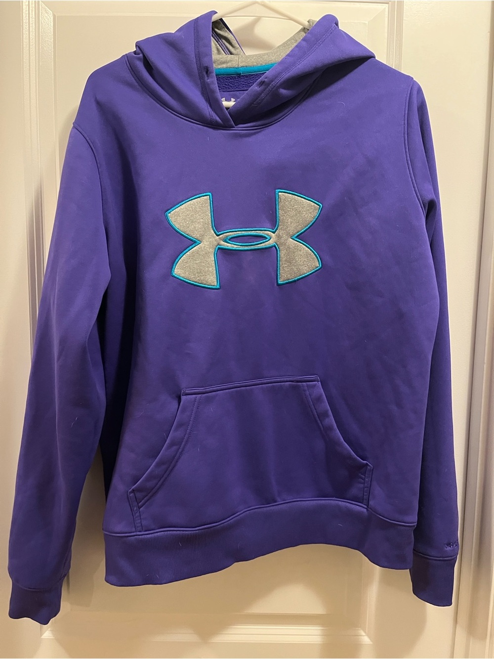 Under Armour Purple Gray Blue Women's
Large UA Storm